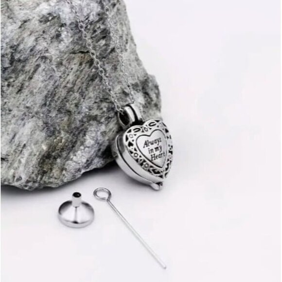 "Always In My Heart" Memory Heart Cremation Urn Pendant Necklace For Ashes - Picture 5 of 7
